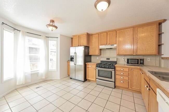 Building Photo - 3130 W 38th Ave