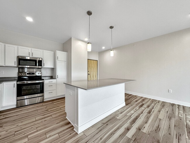 Building Photo - Stratford Pointe