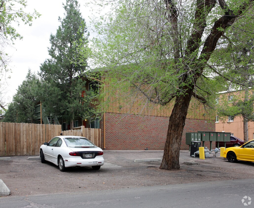 Building Photo - 23 E St Elmo Ave