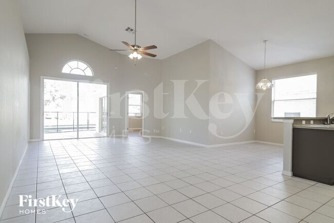 Building Photo - 336 Hills Bay Dr