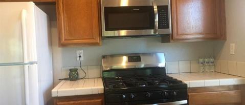 Building Photo - 1018 Grape St