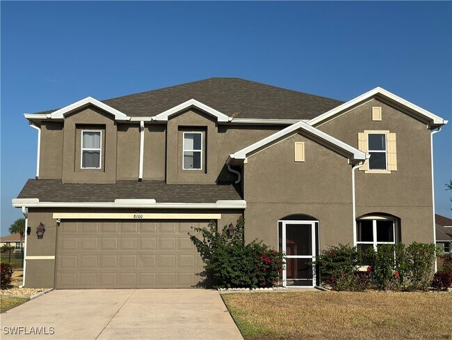Building Photo - 8100 Allamanda Ct