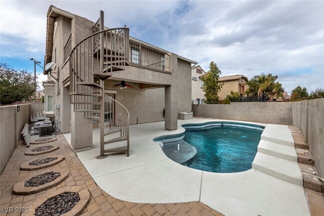 Foto del edificio - 9460 Glendora Valley St