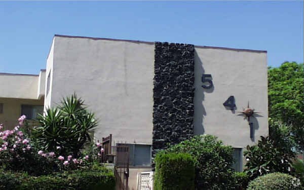 Building Photo - 541 N Naomi St