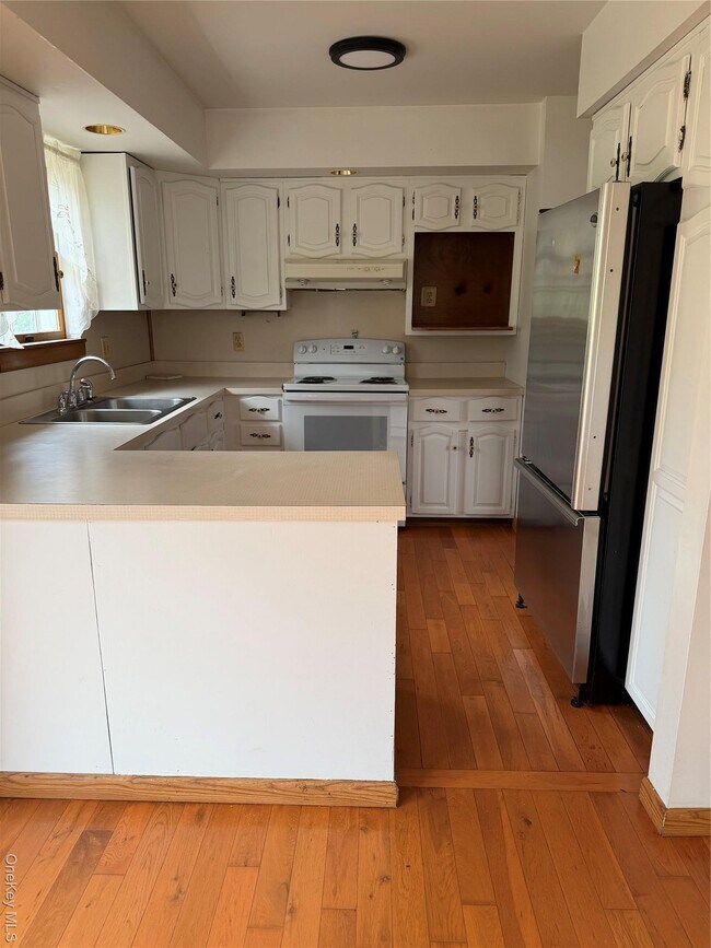 Foto del edificio - 9 Willard Pl