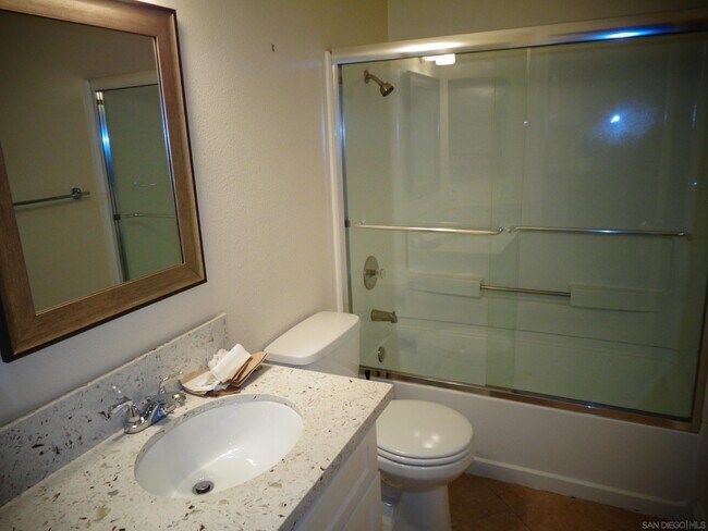 Foto del edificio - 209 Woodland Pkwy
