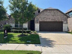 Building Photo - 781 Mountcastle Dr