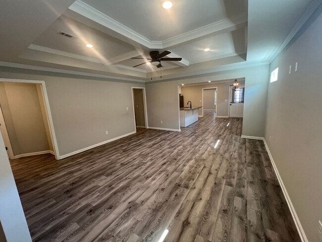 Building Photo - 102A Whispering Pines St