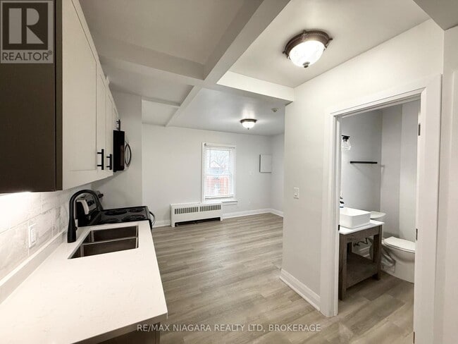 Building Photo - 4711 River Rd