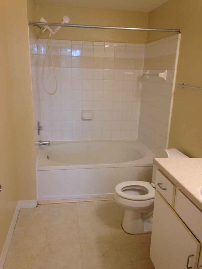 The view of the bathroom - 2010 E Palm Ave