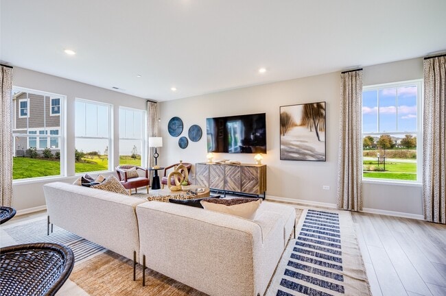 Building Photo - 1261 Glenmont St