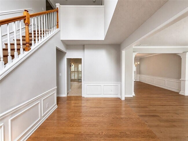 Foto del edificio - 6310 Barwick Ln