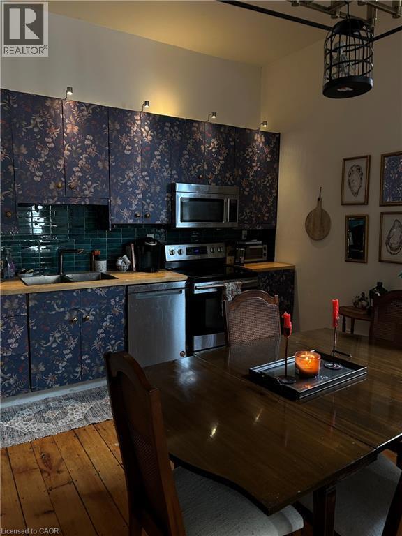 Building Photo - 43 Pearl St S