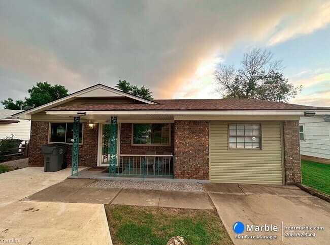 Building Photo - 3 br, 1.5 bath House - 4812 NW Ozmun Ave