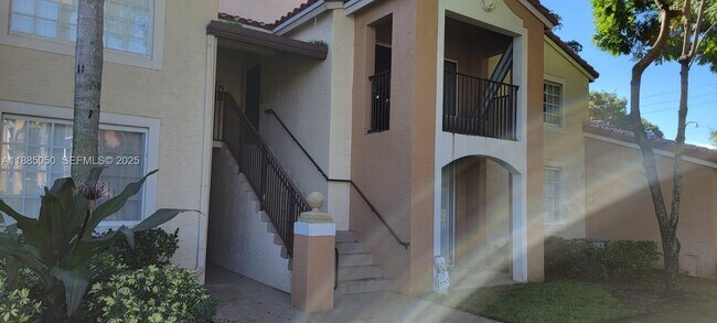 Foto del edificio - 2113 Renaissance Blvd