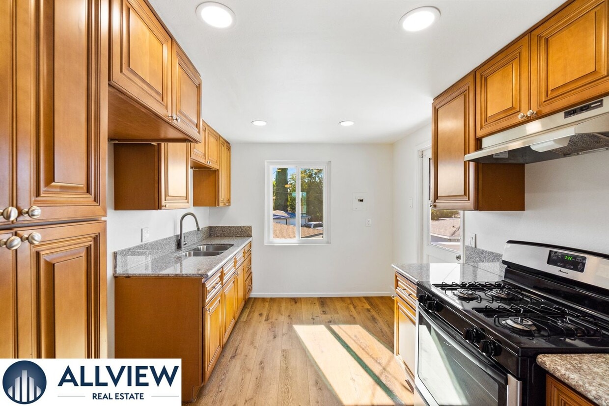 Photo - 452 S Shaffer St (Orange, CA)