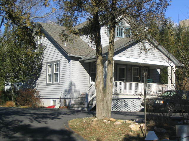 Foto del edificio - 106 S Lee St