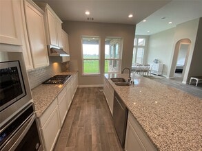 Building Photo - 7414 Evelyn Grv Dr