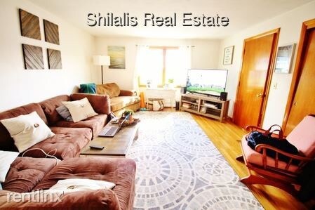 Building Photo - 2 br, 1 bath  - 52 Quirk St