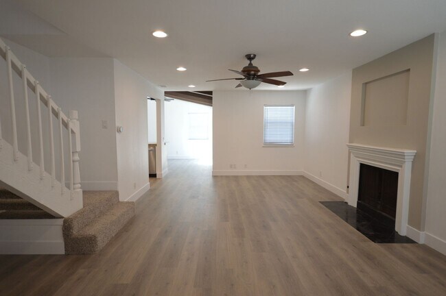 Building Photo - Remodeled 3 Bedroom in Brea