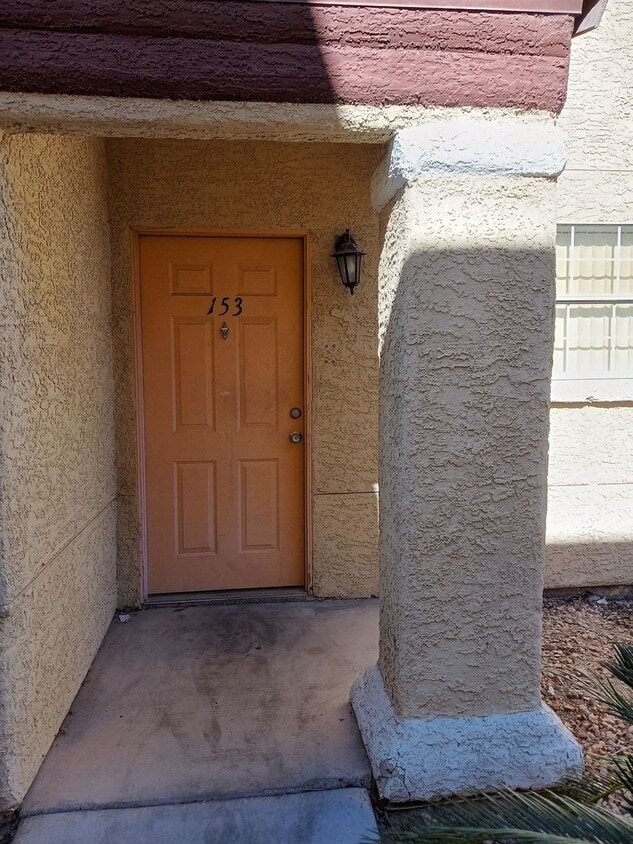 Foto del edificio - 2-bedroom 2-bathroom residence located on ...