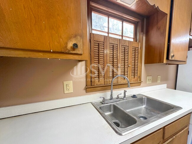 Building Photo - 313 Vanderbilt Dr