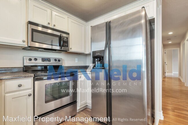 Building Photo - 3 br, 2 bath House - 242 Spencer Peak Way ...