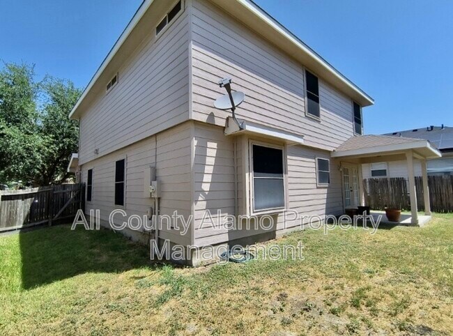 Foto del edificio - 10316 Artesia Wells
