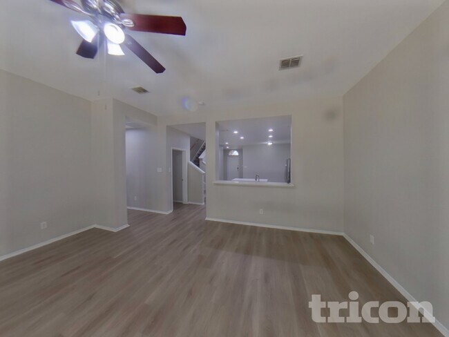 Foto del edificio - 1718 White Pine Trail