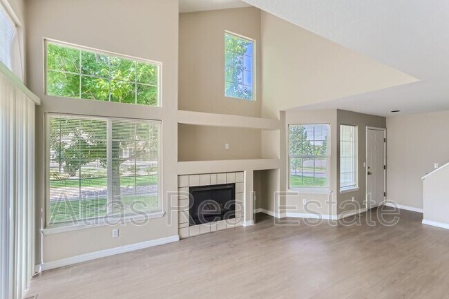 Building Photo - 6808 Antigua Dr