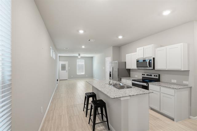 Foto del edificio - 3020 Pecan Farm Ln