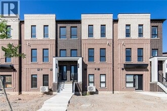 Building Photo - 267 Burke St