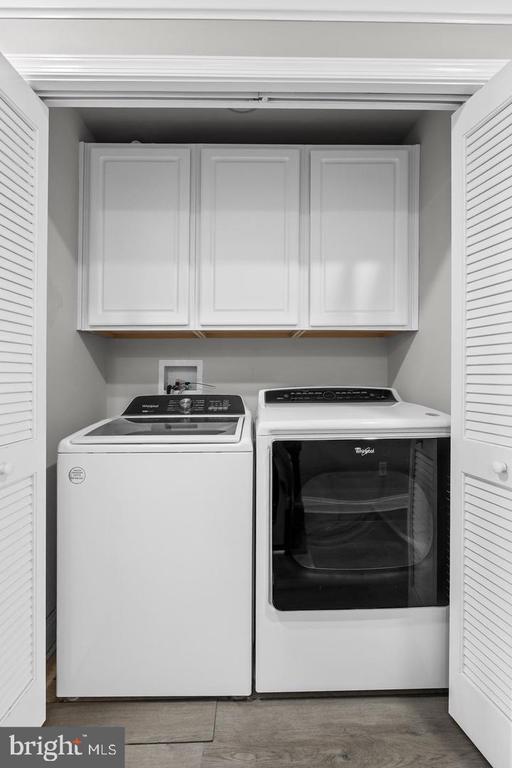 Building Photo - 1067 Prime Pl