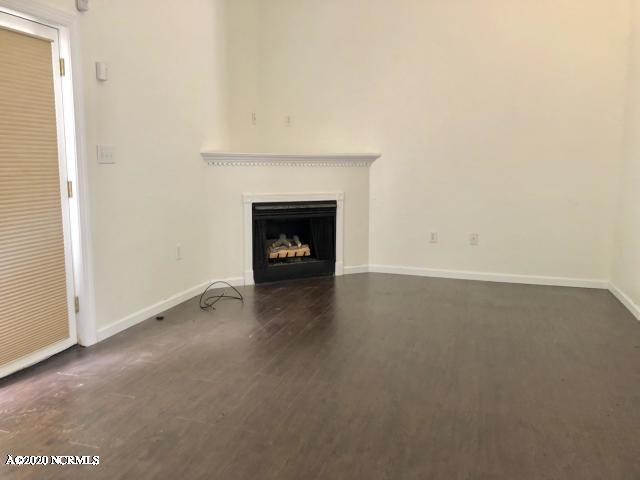 Building Photo - 3440 Westgate Dr