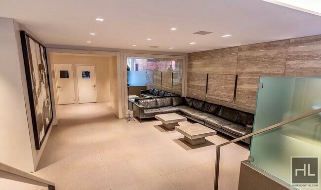 Building Photo - East 82nd Street