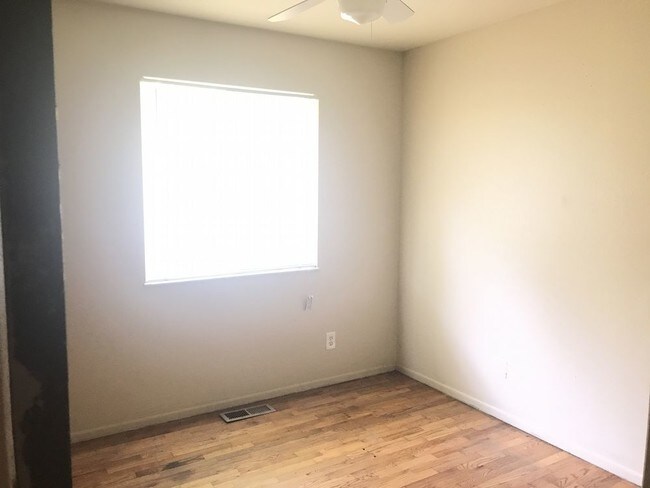 Building Photo - 7506 Blanding Dr