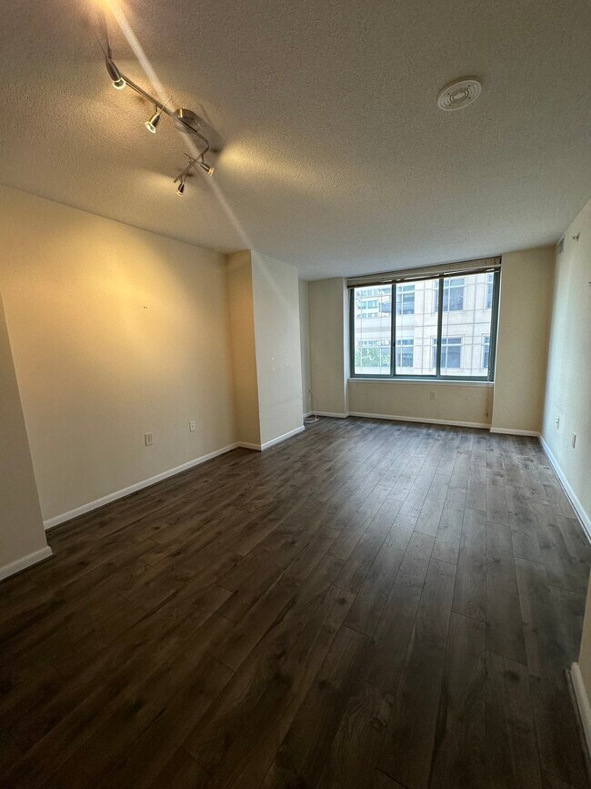 Foto del edificio - 851 N Glebe Rd