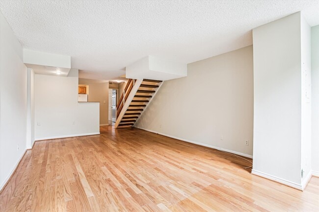 Building Photo - 1245 13th St NW
