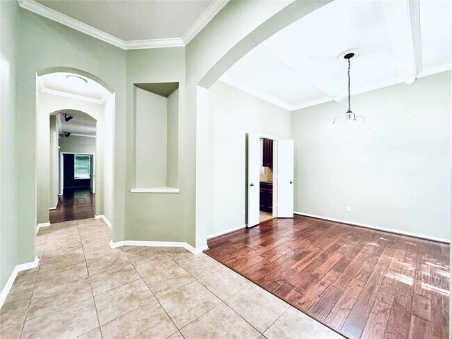 Foto del edificio - 242 Fairwind Trail Dr