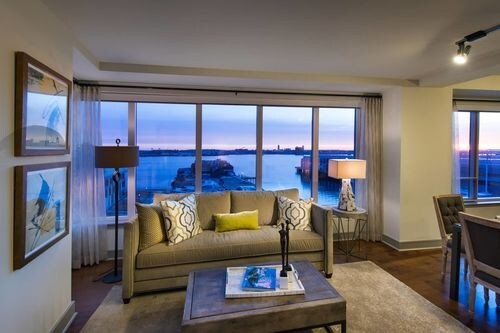 Foto del edificio - 100 Pier Four Blvd