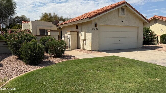 Foto del edificio - 2207 W Ironwood Dr