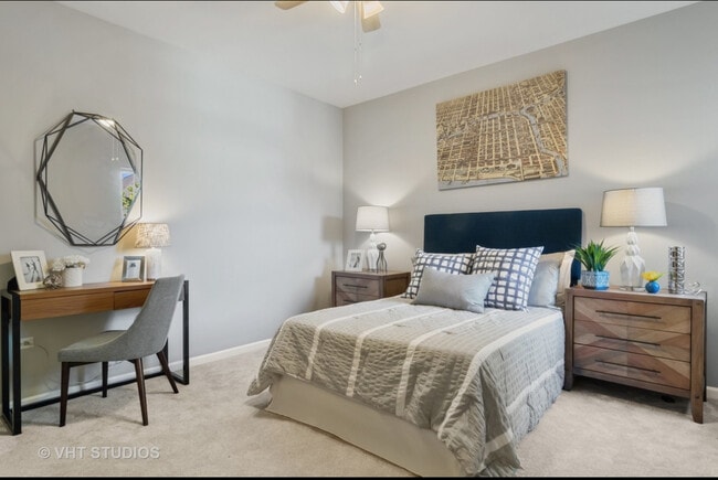 Building Photo - 1421 S Halsted St