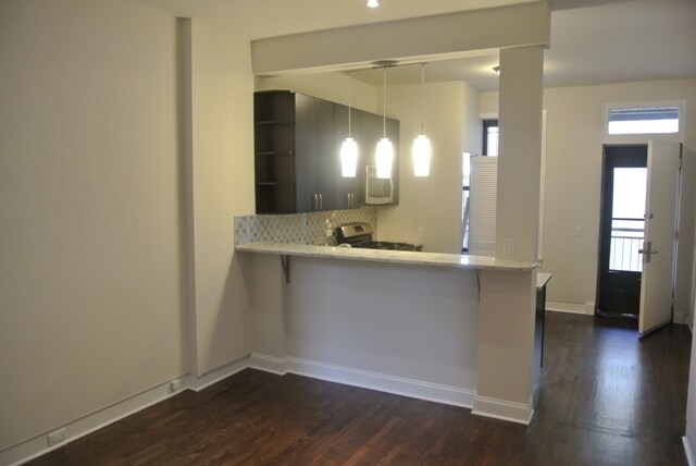 Foto del edificio - 651 W Armitage Ave