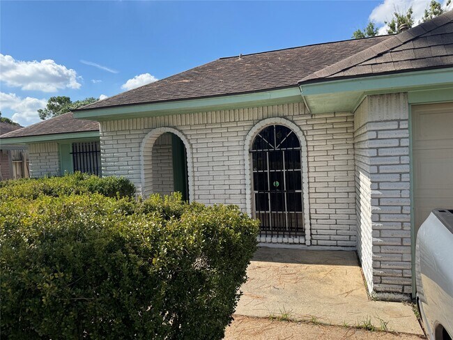 Foto del edificio - 9835 Eblen Dr