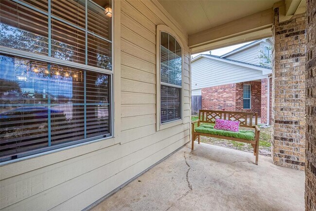 Foto del edificio - 16915 Green Star Ln
