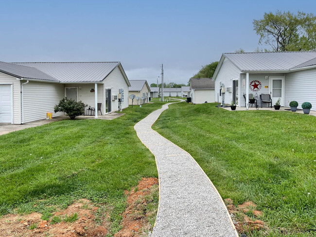 Building Photo - The Grasslands