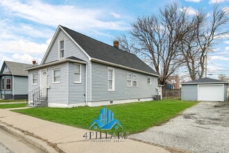 Building Photo - 617 Kane St