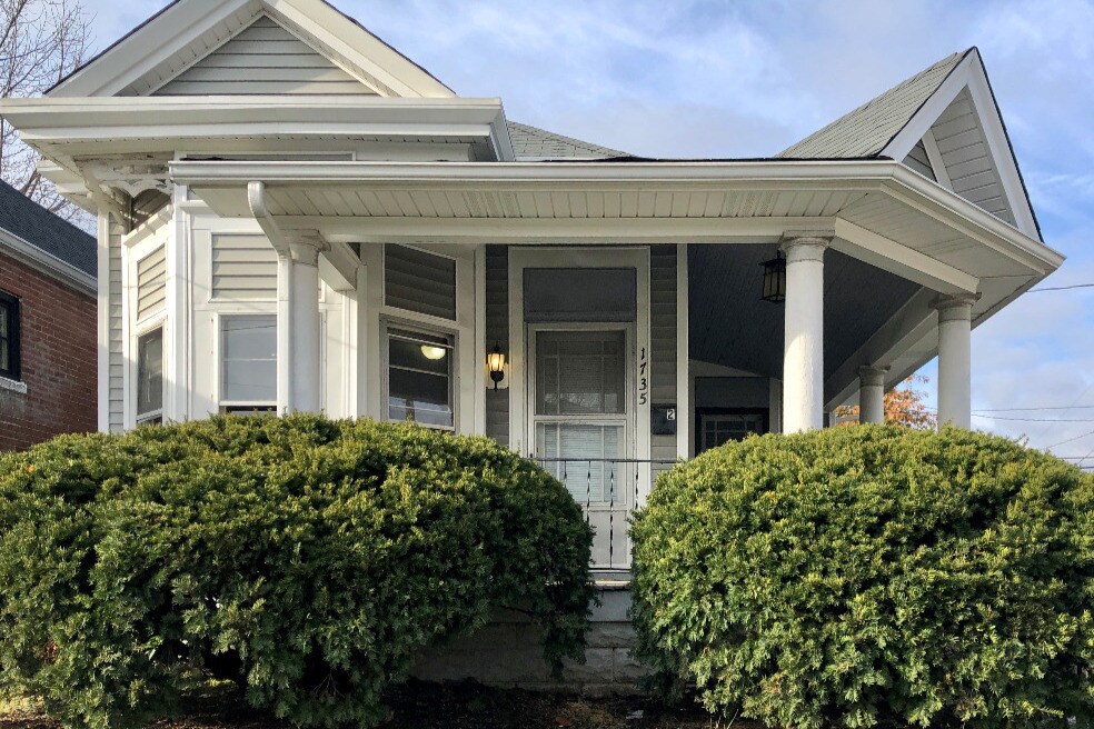Primary Photo - 1735 Bonnycastle Ave