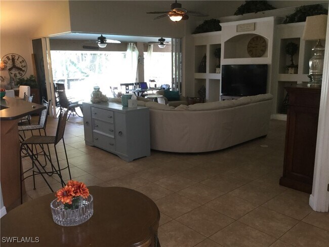 Foto del edificio - 4302 SW 19th Ave