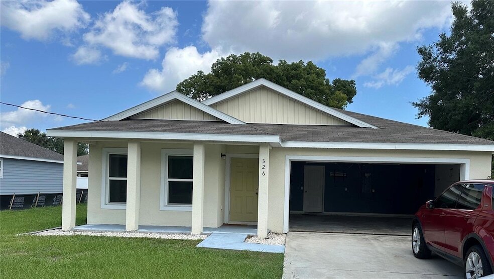 Foto principal - 326 Parkview Dr